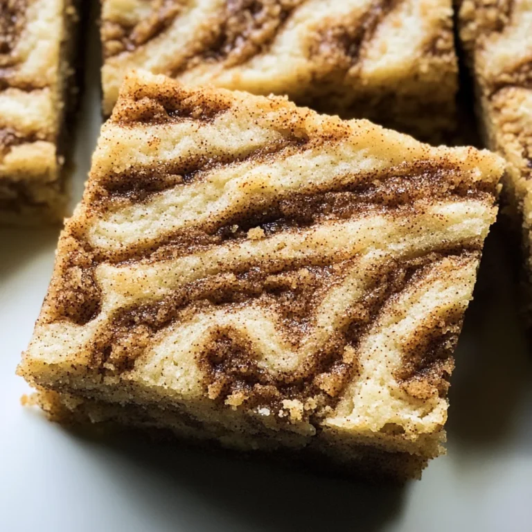 Cinnamon Roll Blondies